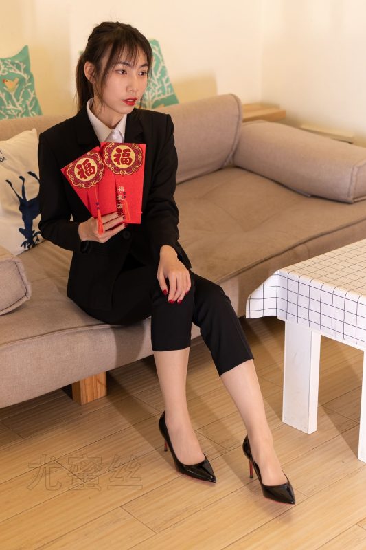 尤蜜丝摄影作品 NO.101 穿搭推广展示图集[63P/476MB]-无料摄影圈