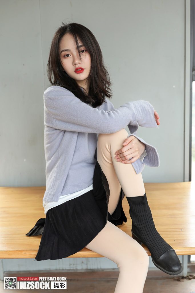 [MZSOCK]爱美足摄影作品 NO.101 雨沫[98P/1.11GB]插图1