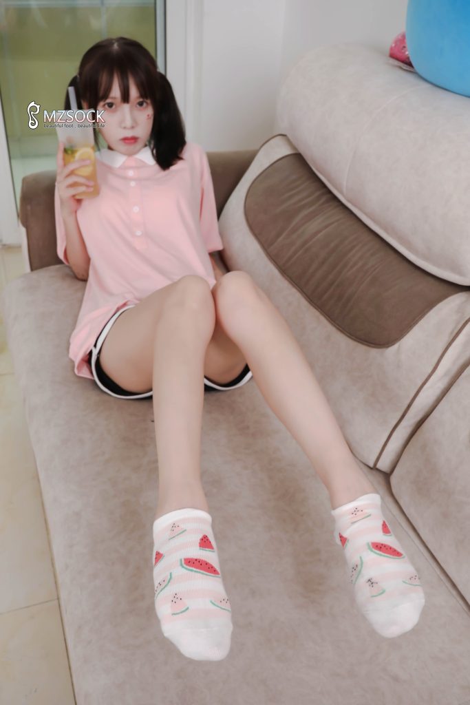 [MZSOCK]爱美足摄影作品 NO.118 樱子[121P/191MB]-无料摄影圈