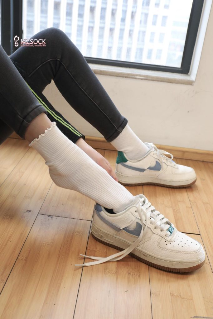 [MZSOCK]爱美足摄影作品 NO.203 安妮[61P/141MB]插图2