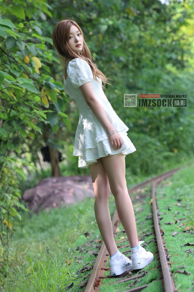 [MZSOCK]爱美足摄影作品 NO.239 梦琪[89P/1V/1.60GB]插图2