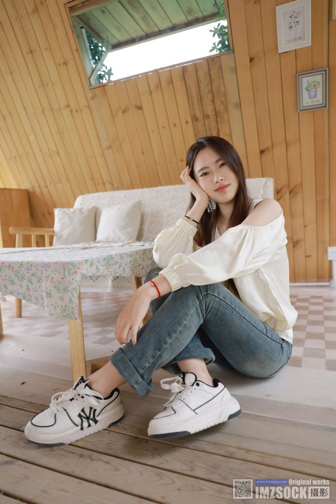 [MZSOCK]爱美足摄影作品 NO.250 依依[93P/1.38GB]插图1