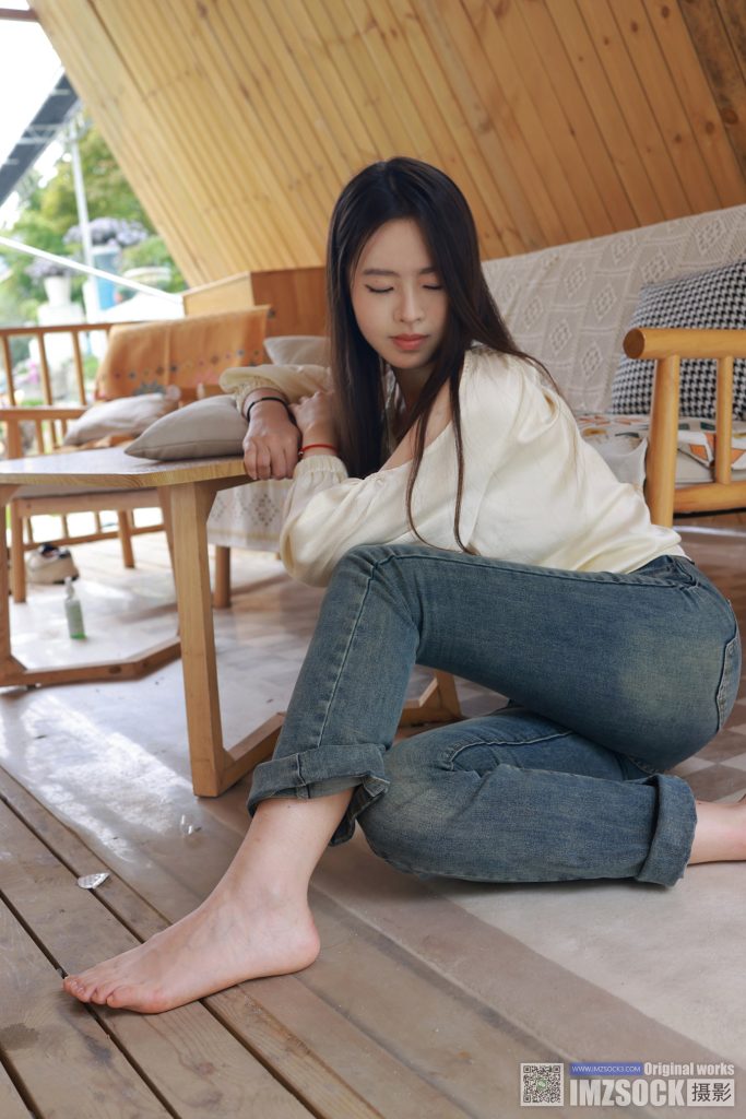 [MZSOCK]爱美足摄影作品 NO.250 依依[93P/1.38GB]-无料摄影圈