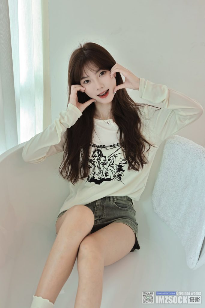 [MZSOCK]爱美足摄影作品 NO.251 小佳[117P/1V/3.36GB]插图1