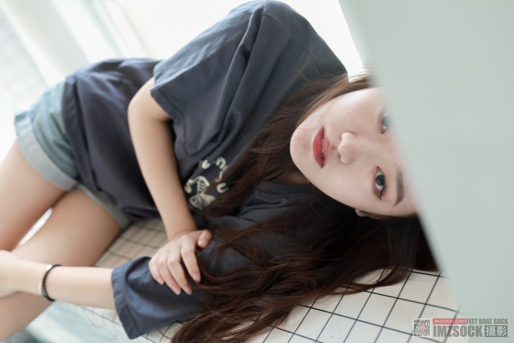 [MZSOCK]爱美足摄影作品 NO.255 雯雯[107P/1V/1.63GB]插图2