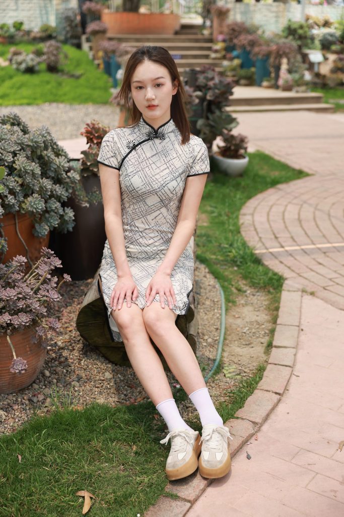 [MZSOCK]爱美足摄影作品 NO.300 杏儿[99P/1V/1.75GB]插图1