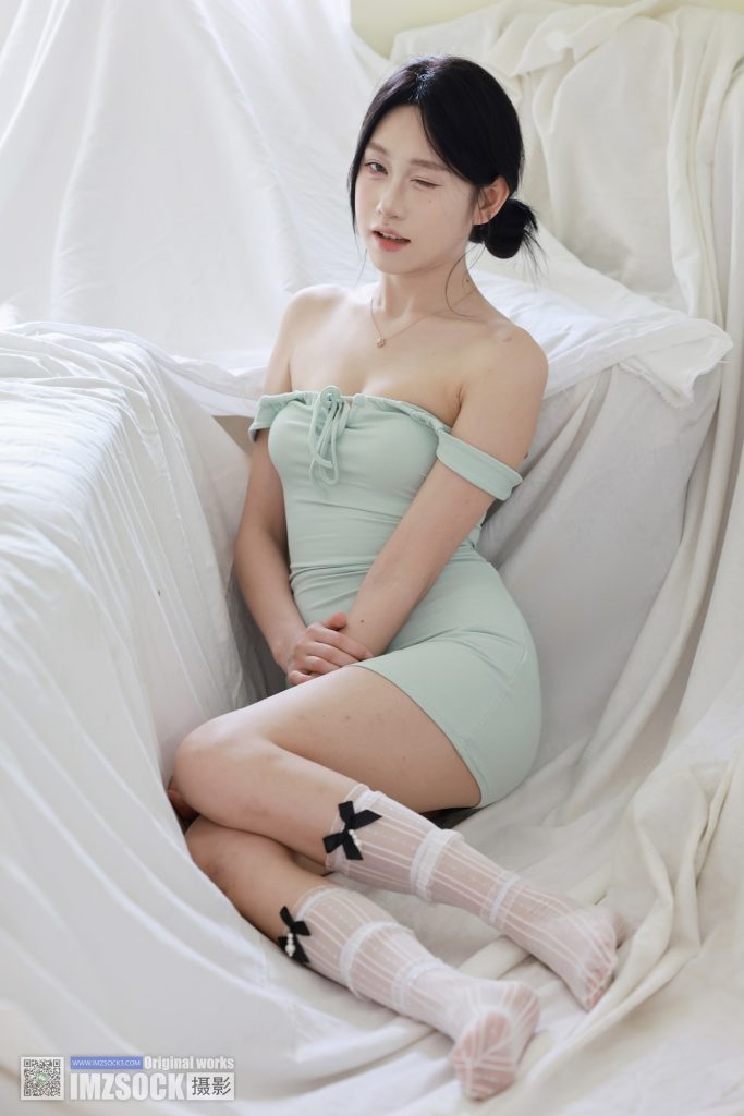 [MZSOCK]爱美足摄影作品 NO.301 妍妍[113P/1V/1.76GB]插图2