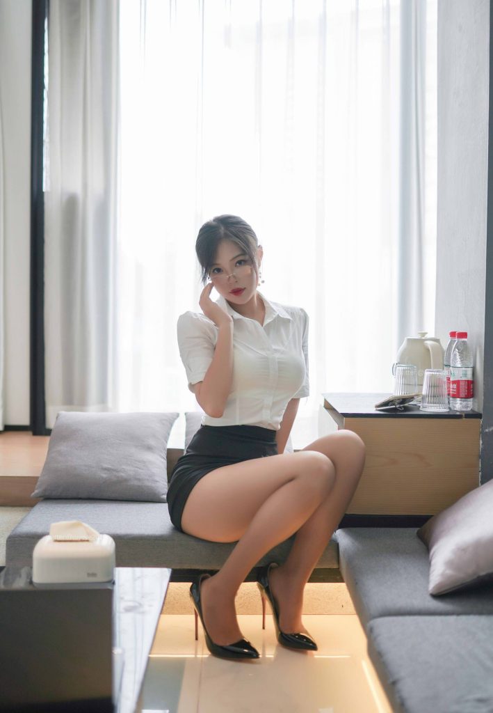 白烨 NO.061 – 秘书的私人时间2.0[72P/201MB]插图2