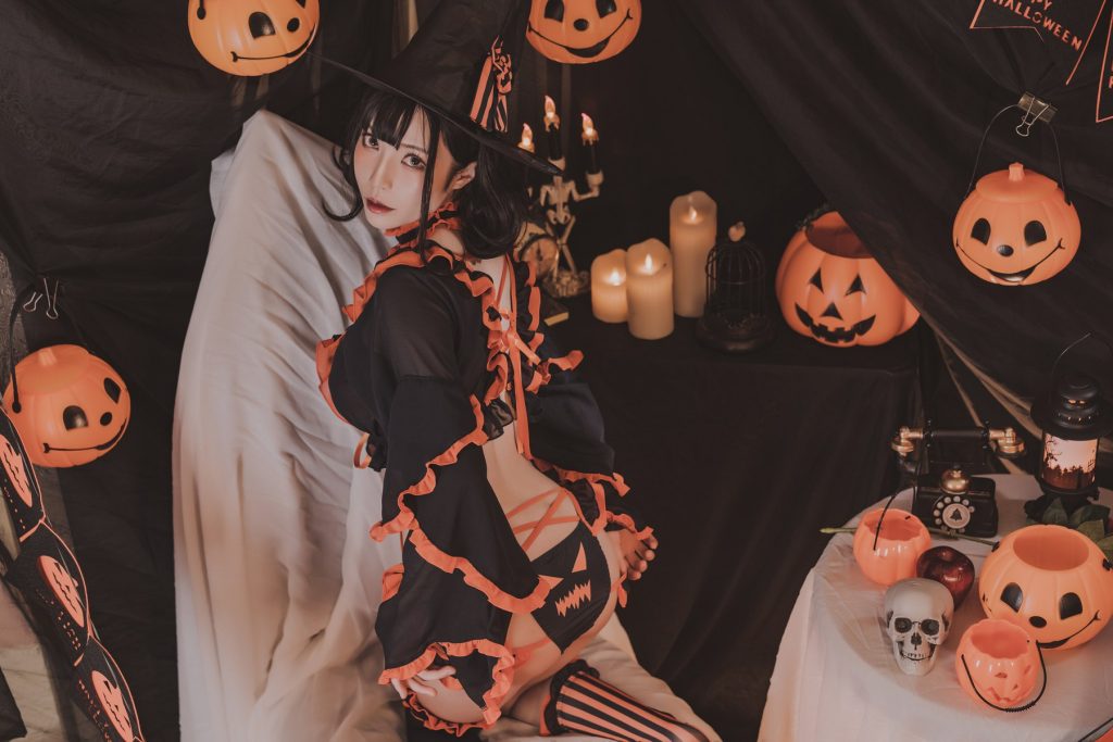 白易子教主 NO.024 – 万圣节魔女[10P/127MB]插图2