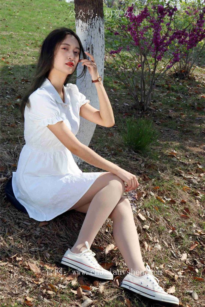 初夏女神 NO.004 邻家女孩校园生活篇-肉丝帆布鞋[145P/1V/6.52GB]插图3