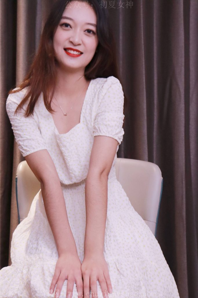 初夏女神 NO.022 依依 白色M码秋季连衣裙搭高跟鞋[137P/1V/4.17GB]插图1