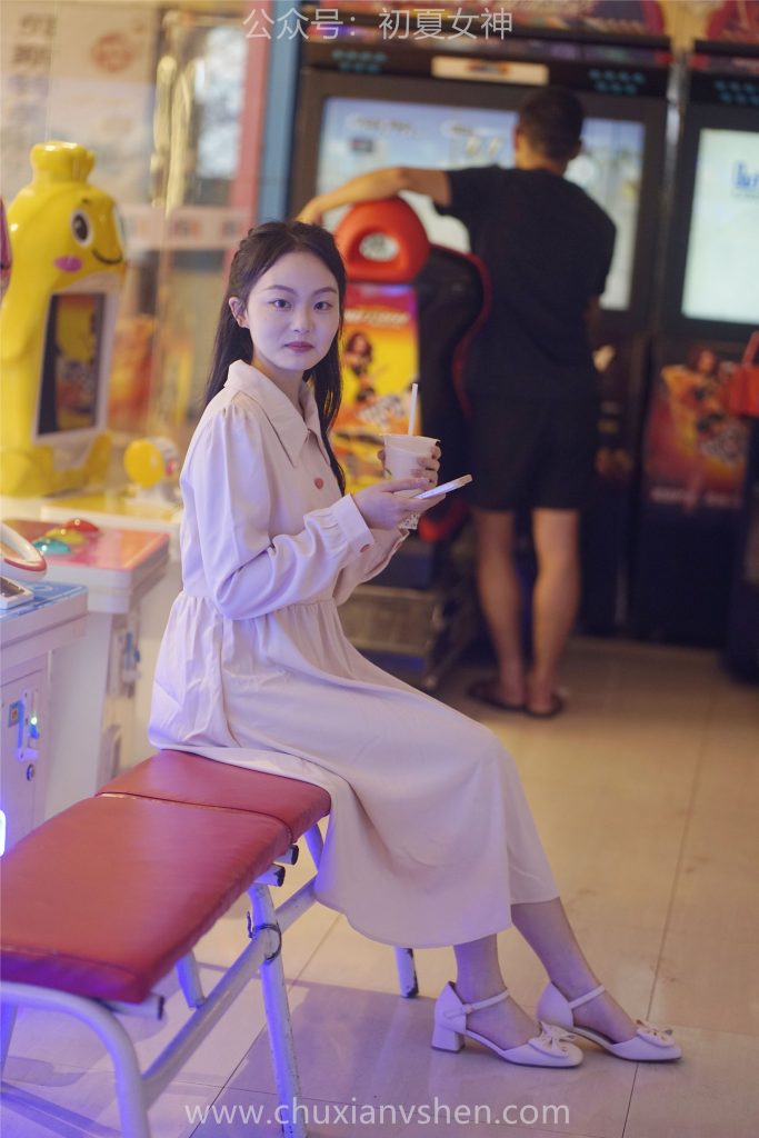 初夏女神 NO.024 双双 偶遇学姐 周末逛商场[120P/1V/6.90GB]插图3