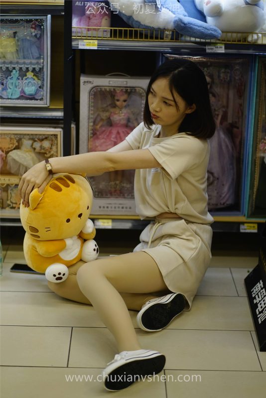 初夏女神 NO.026 大发 时尚短裤套装[130P/1V/6.82GB]-无料摄影圈