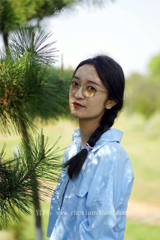 初夏女神 NO.028 依依 邻家女孩-学习篇[140P/1V/6.12GB]-无料摄影圈