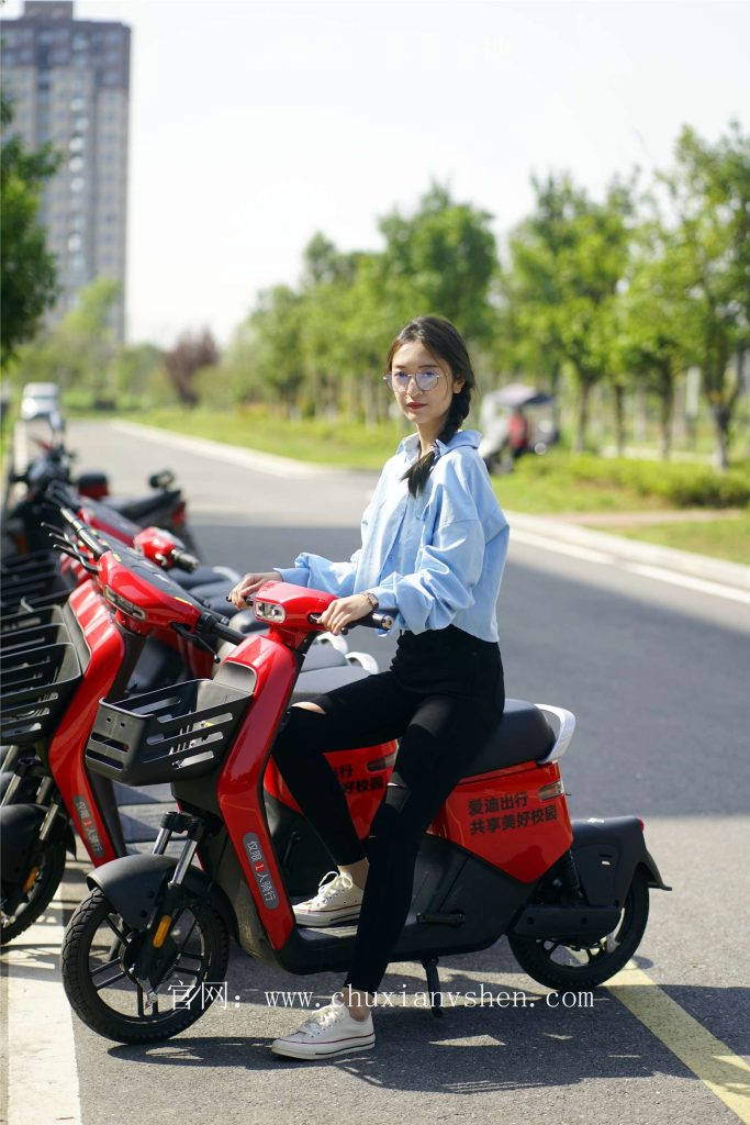 初夏女神 NO.028 依依 邻家女孩-学习篇[140P/1V/6.12GB]插图3