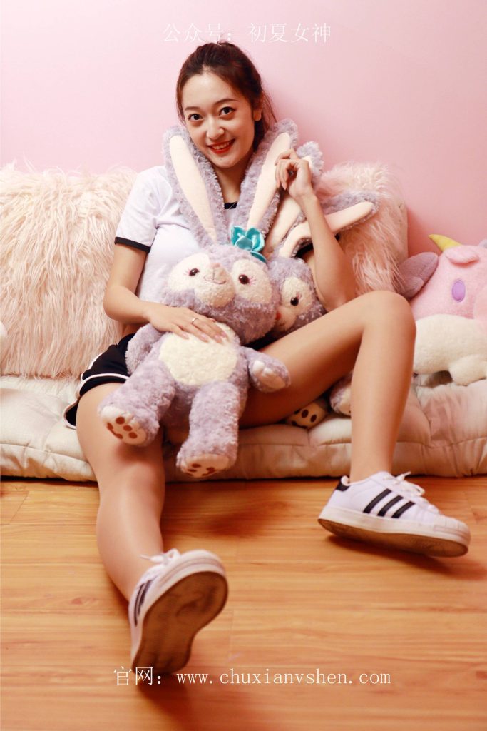 初夏女神 NO.040 依依 俏皮女生体操服展示[116P/1V/5.11GB]插图3