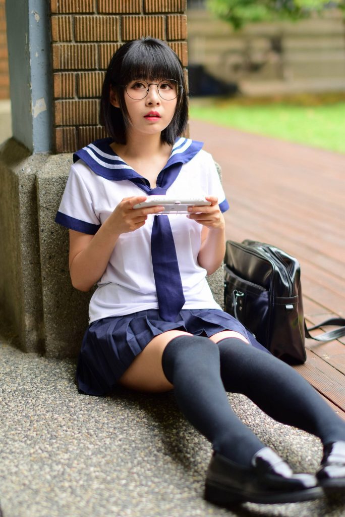 精选街拍摄影 No.114 海琳 學生制服 [73P/55M]-无料摄影圈