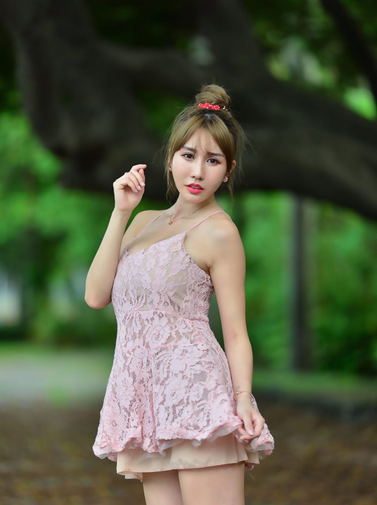 精选街拍摄影 No.123 陳薇羽 吊帶連衣裙涼高美腿 [123P/242M]插图2