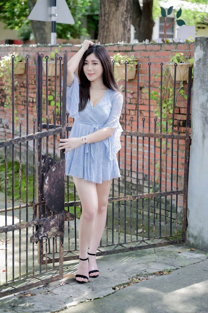 精选街拍摄影 No.133 樂樂 連衣裙涼高美腿 [71P/82M]插图3