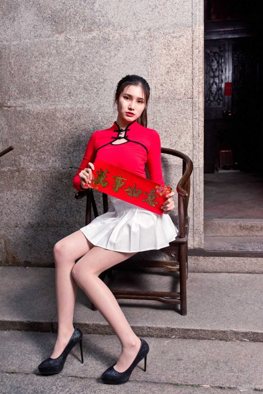 精选街拍摄影 No.176 红衣白裙极品丝足美女春光闹古村 3 [92P/116M]-无料摄影圈