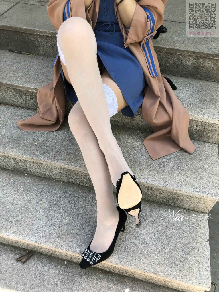 精选街拍摄影 No.184 Nia乔乔学姐外拍诱惑长筒白丝袜 [20P/21M]插图2