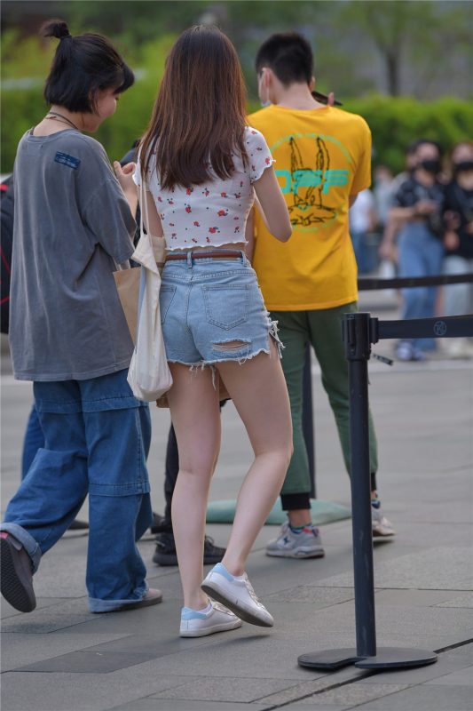 精选街拍摄影 No.187 好身材若隐不现系列之牛仔热裤 [87P/43M]-无料摄影圈