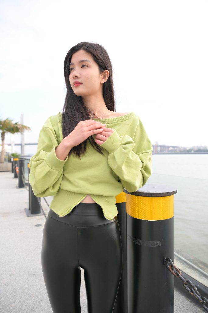 精选街拍摄影 No.192 皮裤-绿衣女孩 4 [99P/99M]插图1