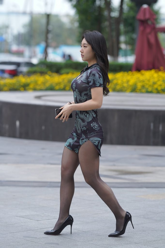 精选街拍摄影 No.197 性感的黑丝改良旗袍（二） [100P/125M]插图2