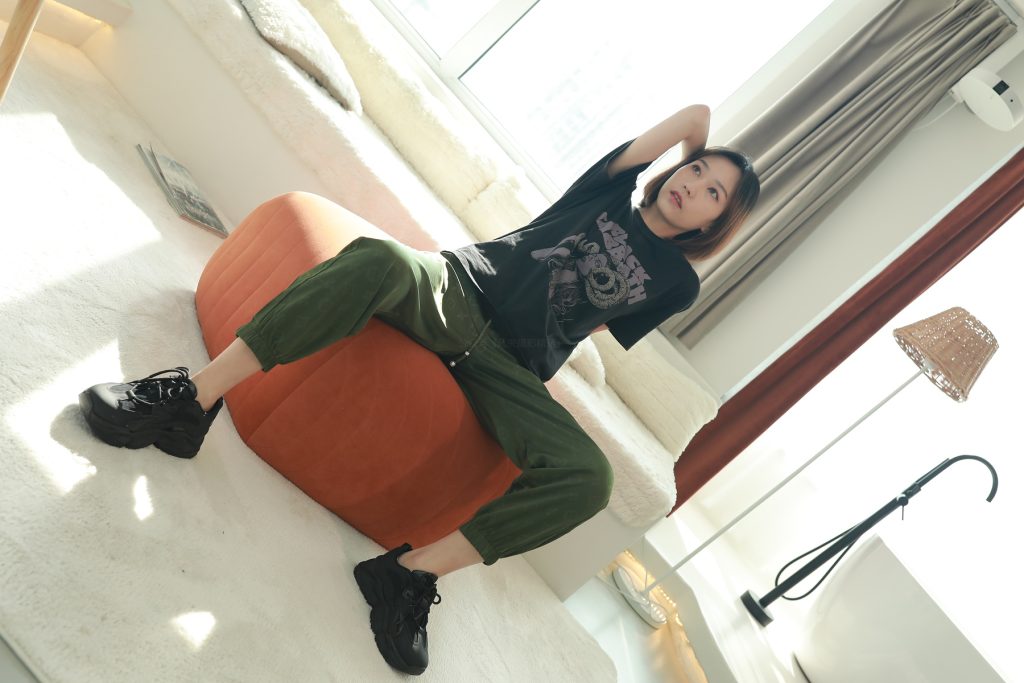 凡夫摄影 NO.0001 – 子轩板鞋船袜裸足[297P/1V/4.75GB]插图1