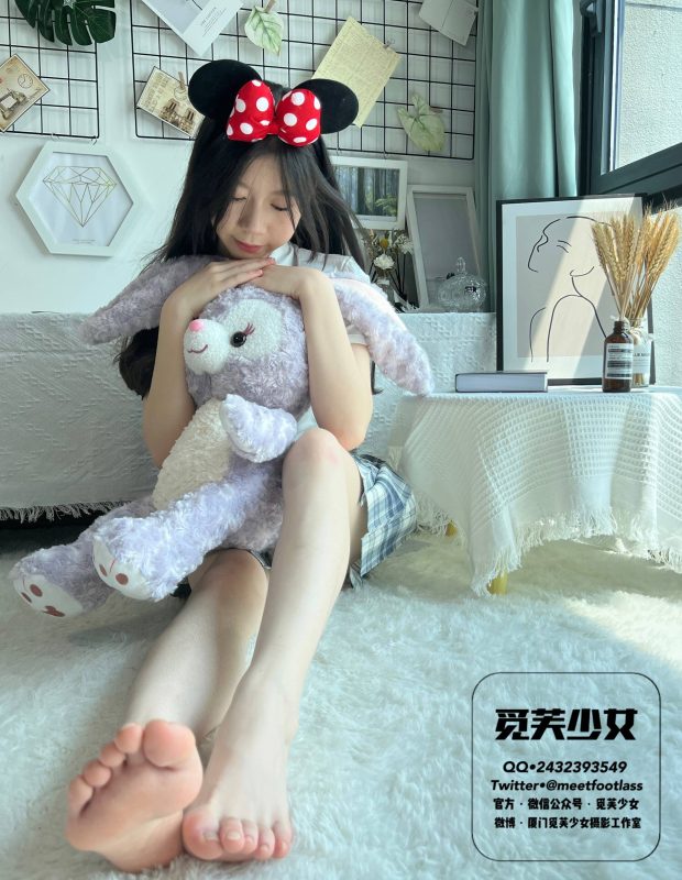 [觅芙少女]NO.003 风中摇曳的JK制服与18岁的青春一起绽放[151P/3V/7.11GB]-无料摄影圈