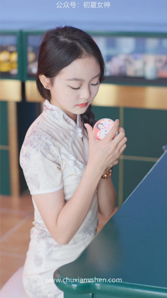 初夏女神 NO.054 双双 旗袍少女[203P/1V/6.58GB]插图3