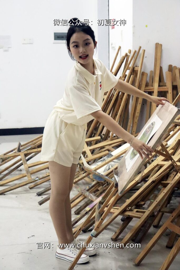 初夏女神 NO.078 双双 打扫教室[145P/1V/5.13GB]插图3