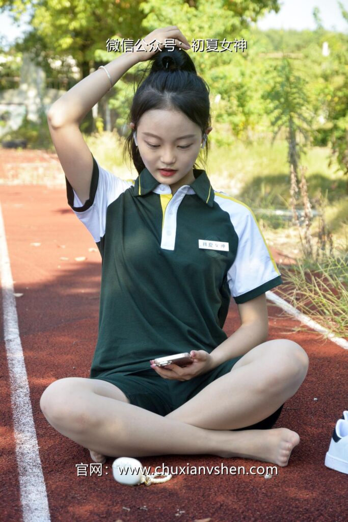 初夏女神 NO.080 双双 绿色校服[160P/1V/5.93GB]插图3