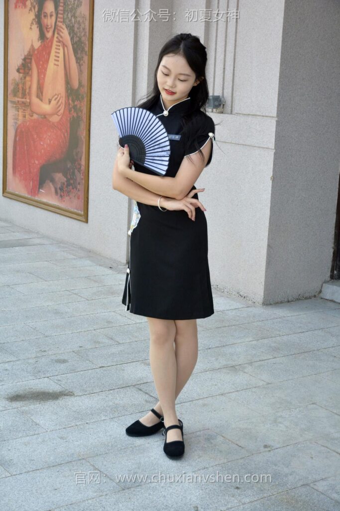 初夏女神 NO.089 双双 黑色旗袍[140P/1V/5.39GB]插图1