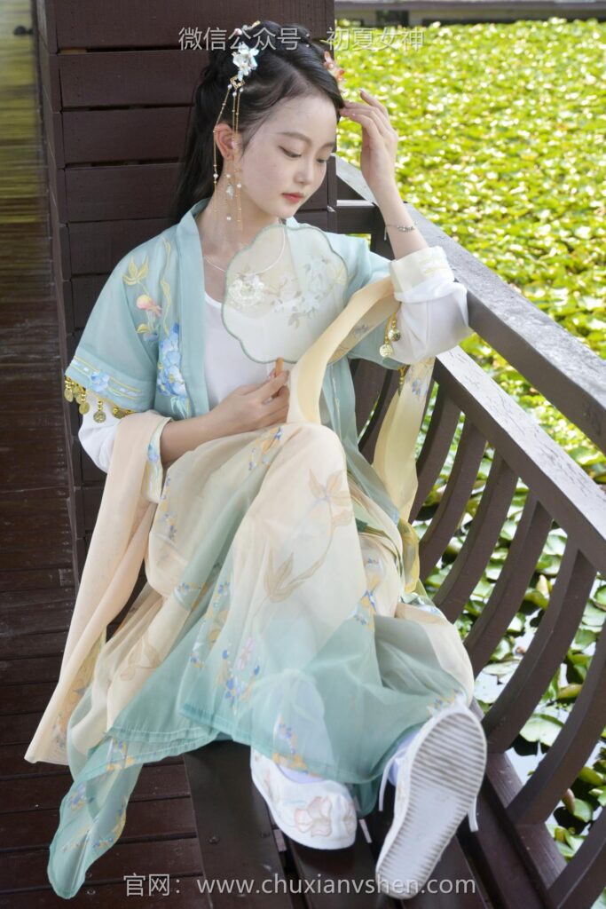 初夏女神 NO.097 双双 荷花仙子[140P/1V/6.32GB]插图2