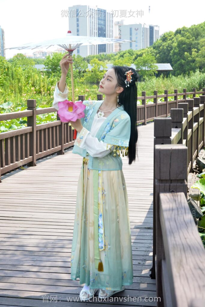 初夏女神 NO.097 双双 荷花仙子[140P/1V/6.32GB]插图3