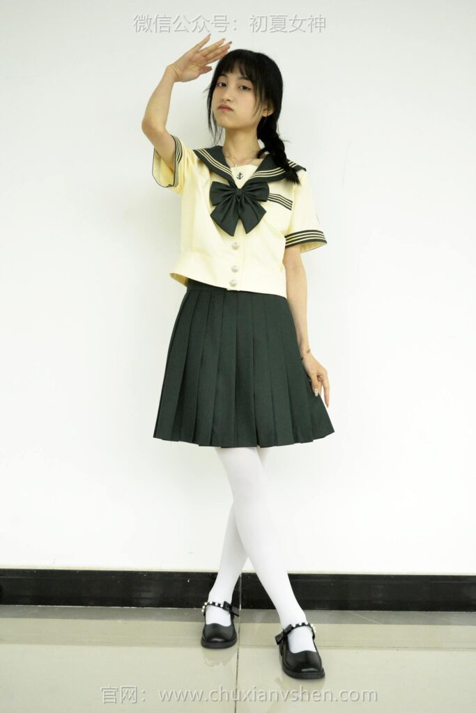 初夏女神 NO.098 柒柒 绿色水手服[140P/1V/4.76GB]插图2
