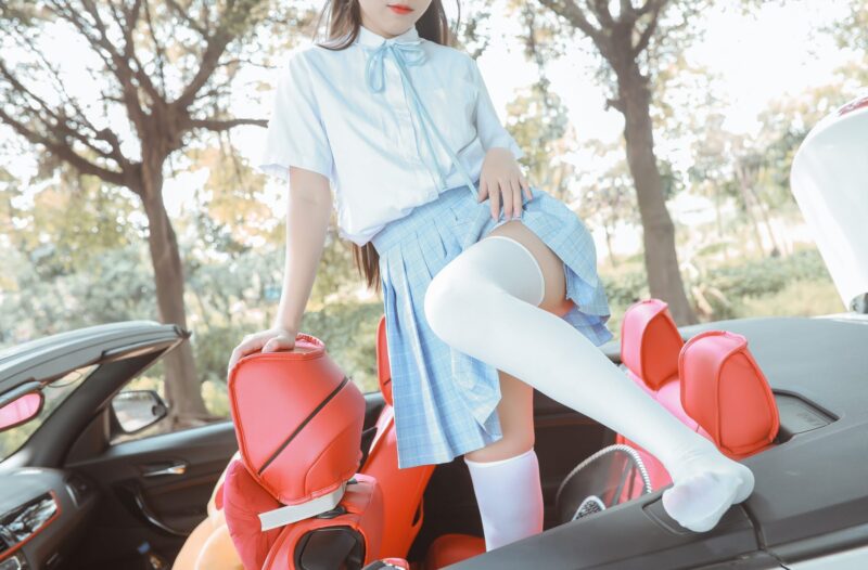 不呆猫 NO.012 - 白丝过膝袜[21P/12V/209MB]-无料摄影圈