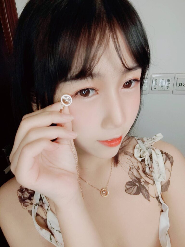 不呆猫 NO.015 – 温柔风连衣裙[15P/17.8MB]插图1