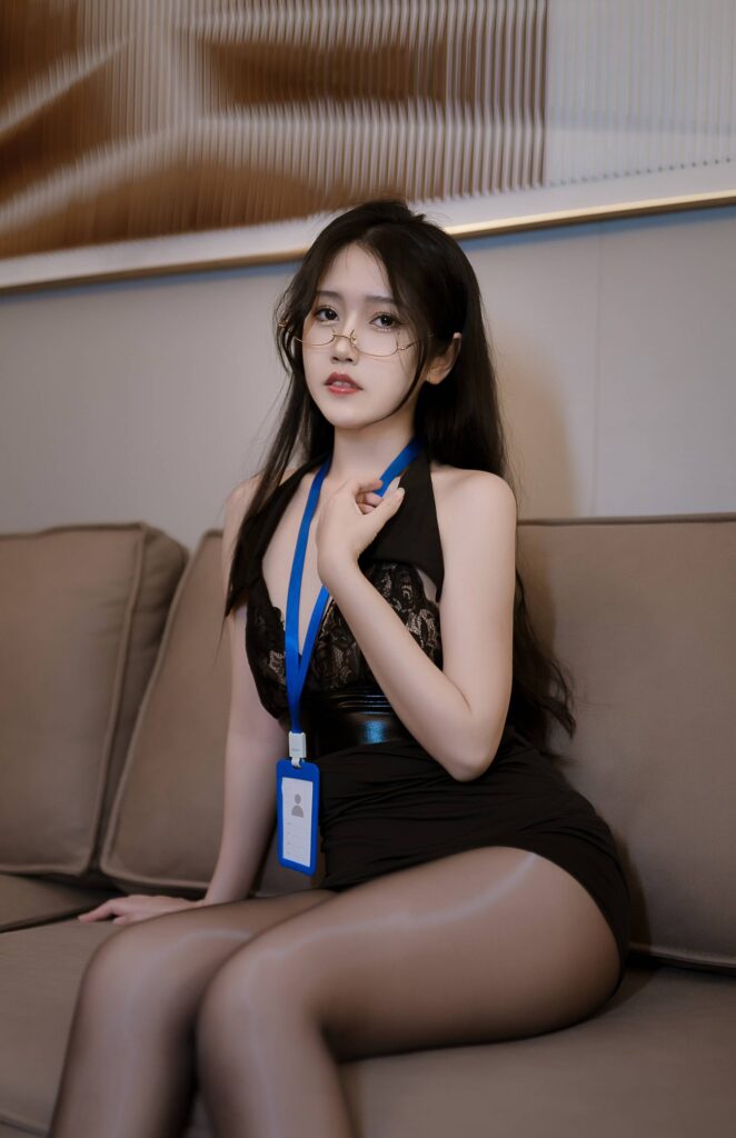 不呆猫 NO.047 – 性感秘书[40P/532MB]插图2