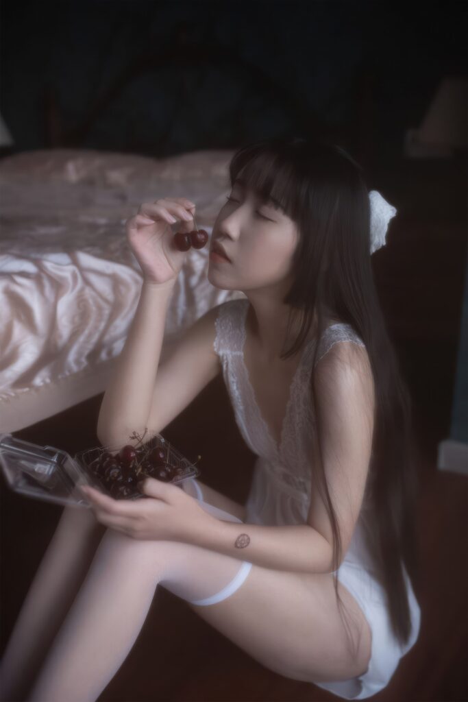 不呆猫 NO.048 – 白月光[37P/221MB]插图1