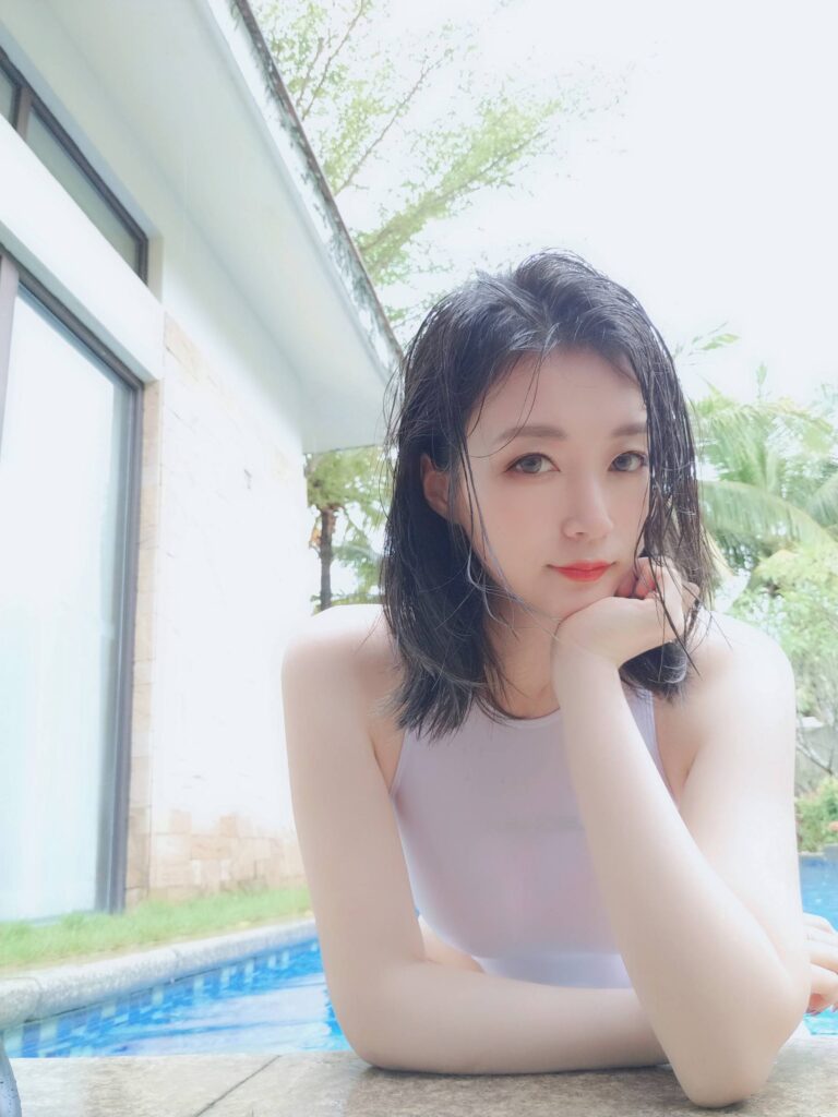 Coser小姐姐白银81 026 白色竞泳 [83P/112M]插图3