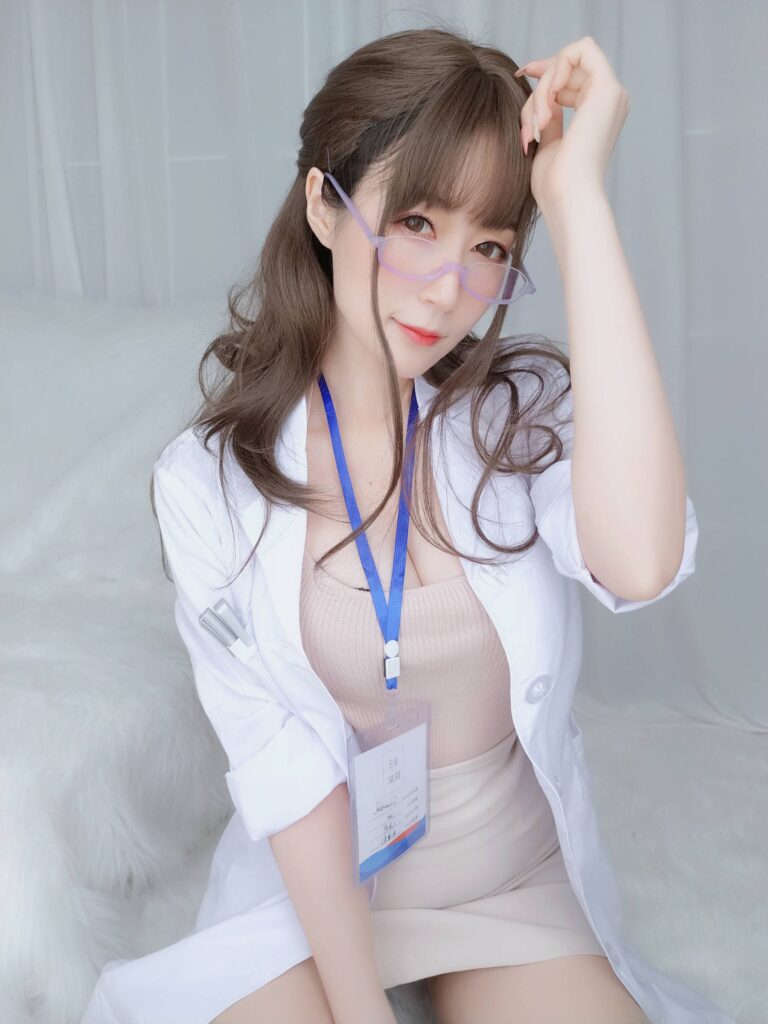 白银 NO.053 – 私人医生[159P/6V/1.03GB]-无料摄影圈