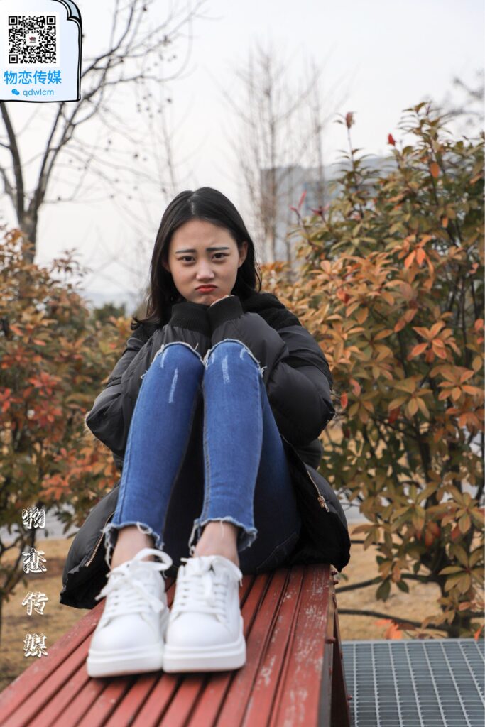 物恋传媒 No.003 LOL钻石小仙女，高颜值清纯女生 [147P/130MB]插图3