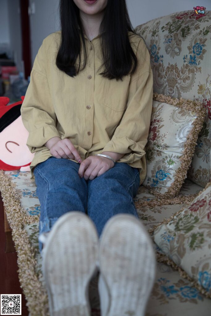 物恋传媒 No.008 你们想要的厚重口味来啦，喜欢小姐姐吗 [145P/2.22GB]插图2