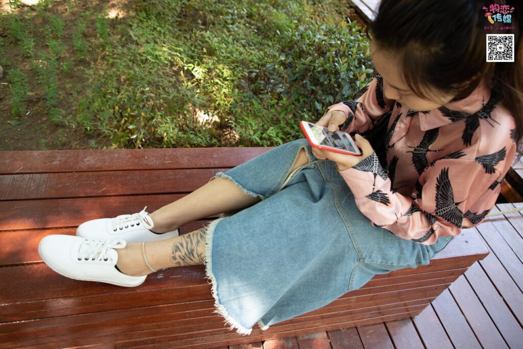 物恋传媒 No.011 纯纯的邻家小妹,小白鞋搭配黑色船袜,清凉一夏 [187P/1.02GB]插图2