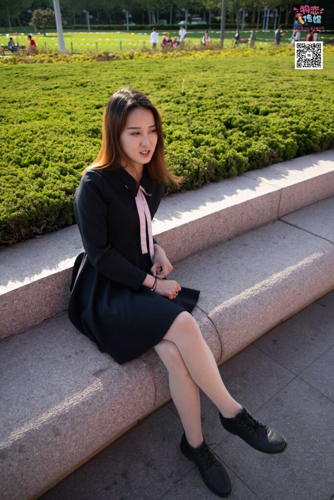 [物恋传媒] NO.018 清纯的小姐姐哦,透明肉丝加小皮鞋 [165P/863MB]插图3