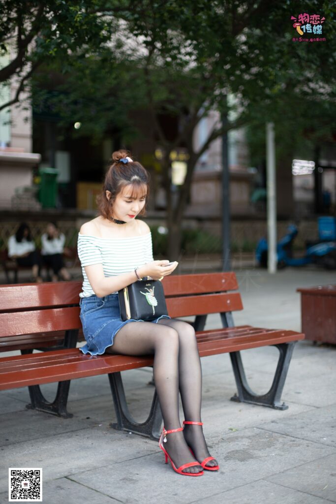 物恋传媒 No.035 黑色星期五正式上线 [129P/1V/1.46GB]插图1