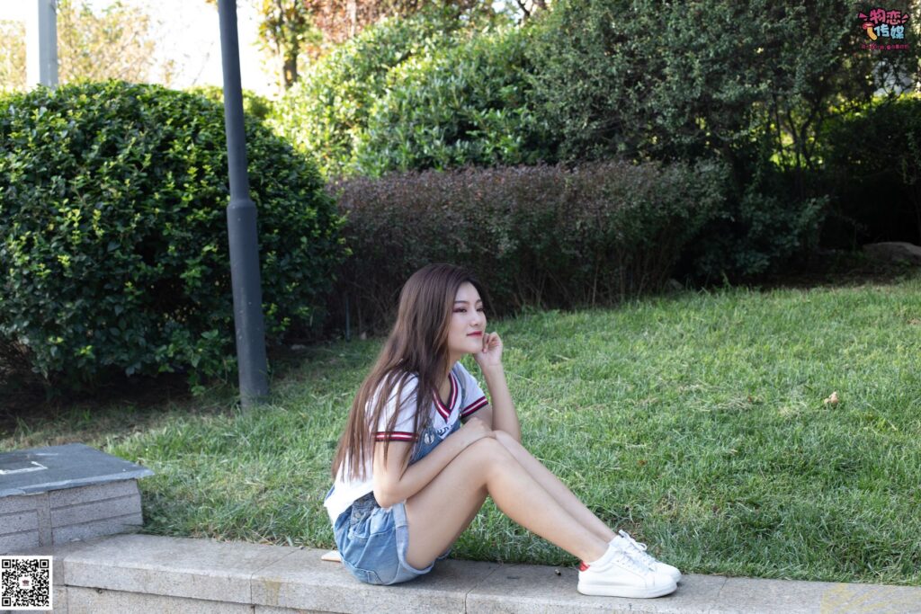 物恋传媒 No.059 牛仔背带裤的小纯真 [135P/1V/1.01GB]插图2