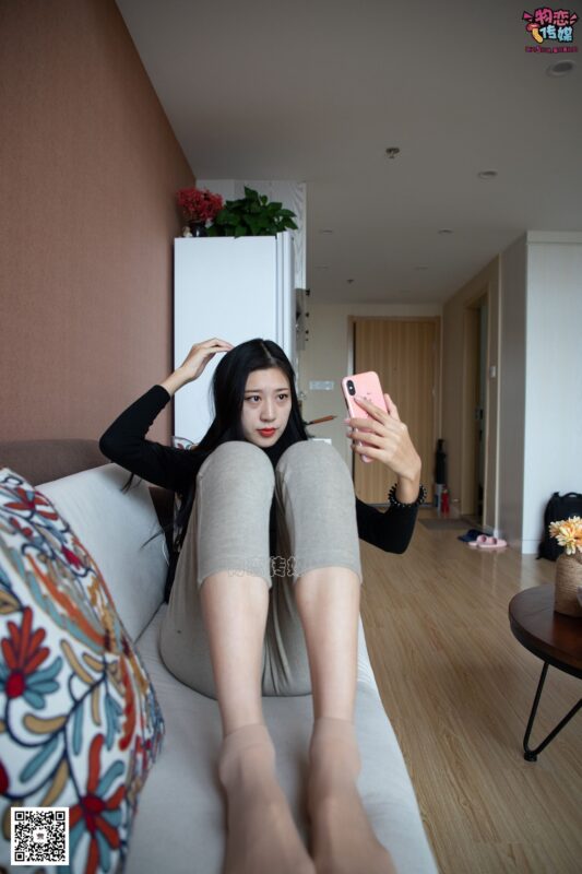 勿恋传媒 No.070 肉丝长发镁钕 执剑舞一曲 温柔与谁共 [160P/1V/1.28GB]-无料摄影圈